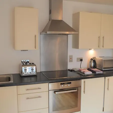 City Crash Pad Serviced Apartments - West Street *